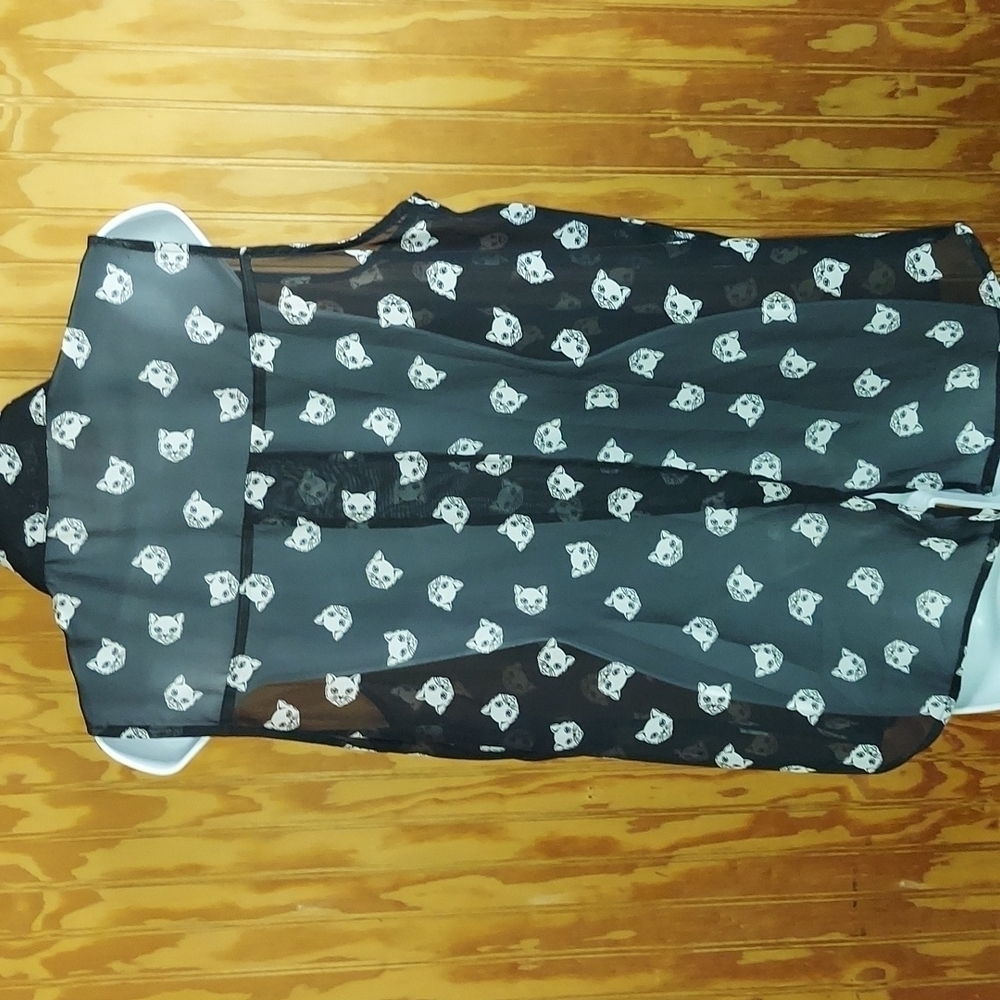 Cats Sleeveless sheer blouse - Picture 4 of 5